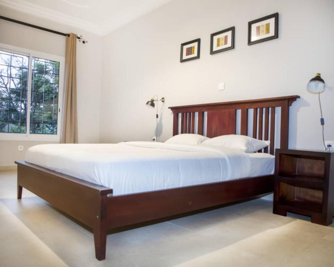 Riad Prince Louis Yaoundé エクステリア 写真