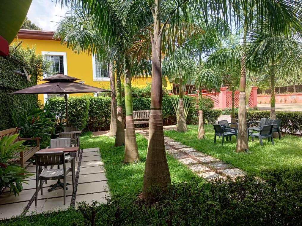 Riad Prince Louis Yaoundé エクステリア 写真