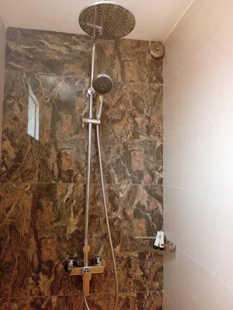 Riad Prince Louis Yaoundé エクステリア 写真